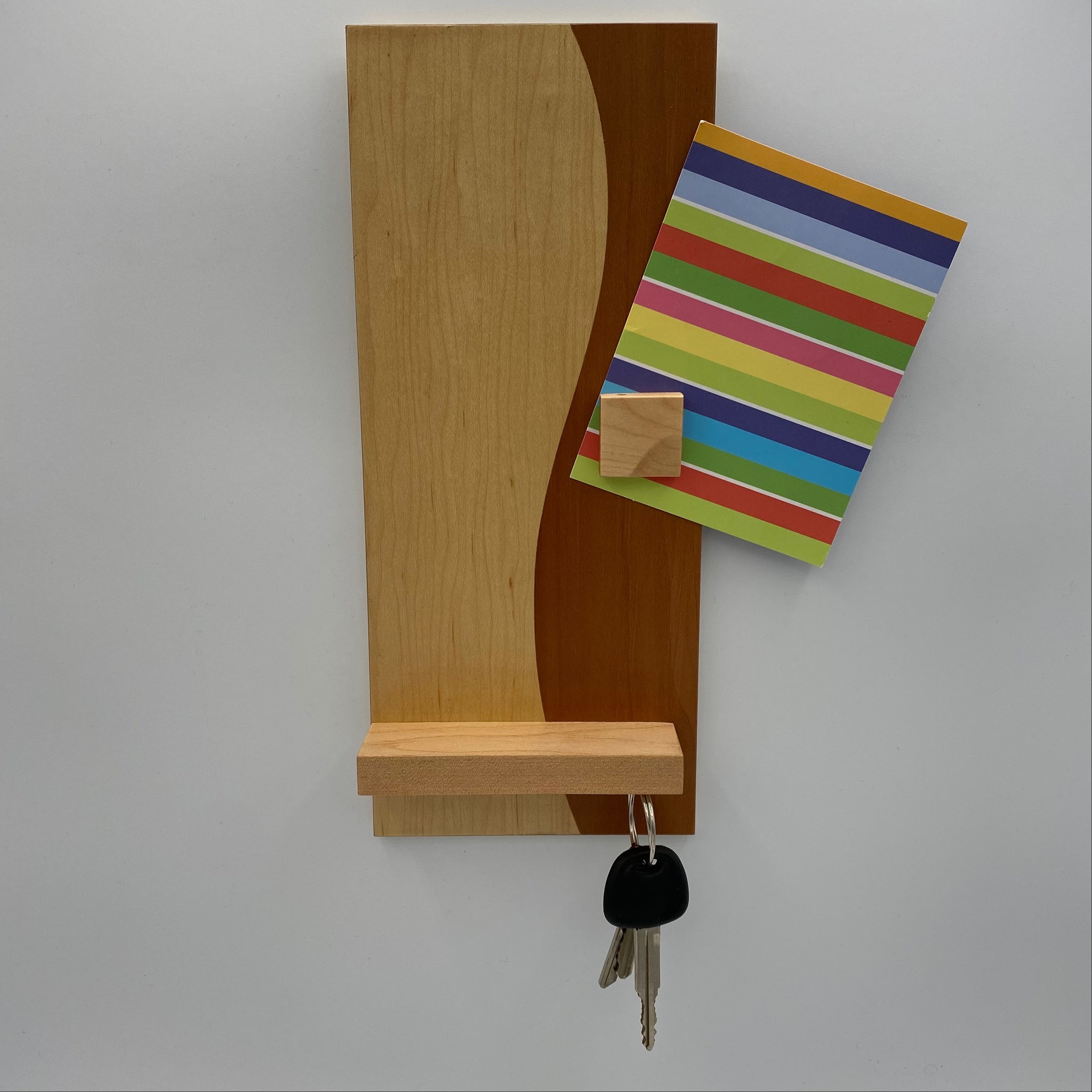 Tableau magnétique Pablo pour clés, notes, photos et autres – Charles  Valcourt